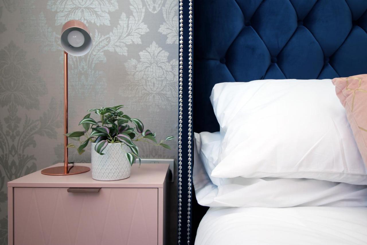 The View - Long Stay Offer - Modern Central Apartment And Parking By Cto Serviced Apartments Cardiff Exterior foto